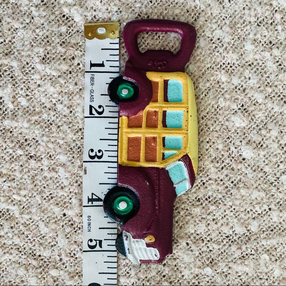 Bottle opener, hand painted, old car/truck/wagon - Picture 12 of 12